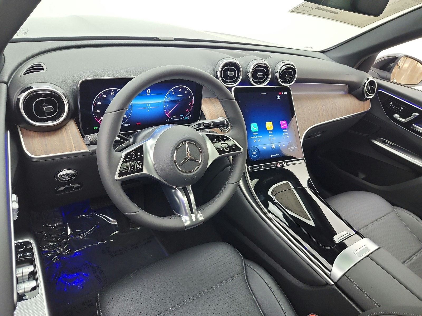 New 2027 Black Mercedes-Benz GLC 300 SUV image 9