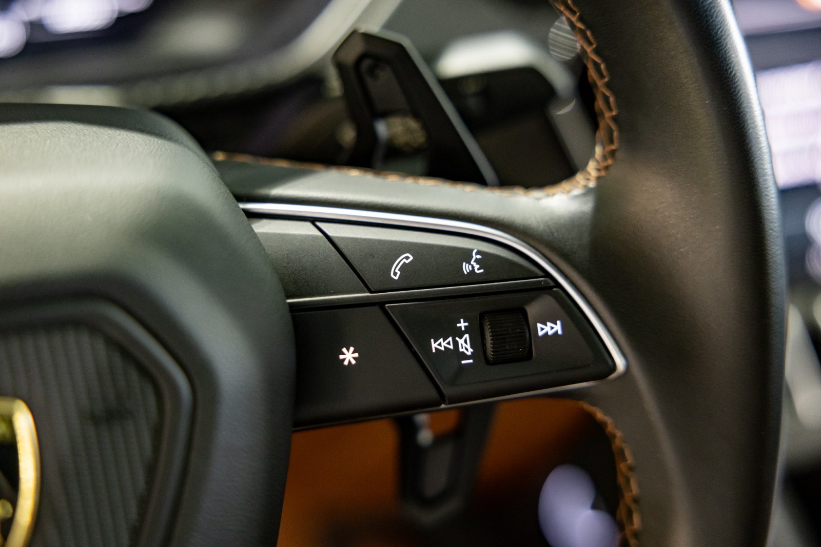 Used Car 2023 Lamborghini Urus  S For Sale Under $240,000 In Boerne, Texas