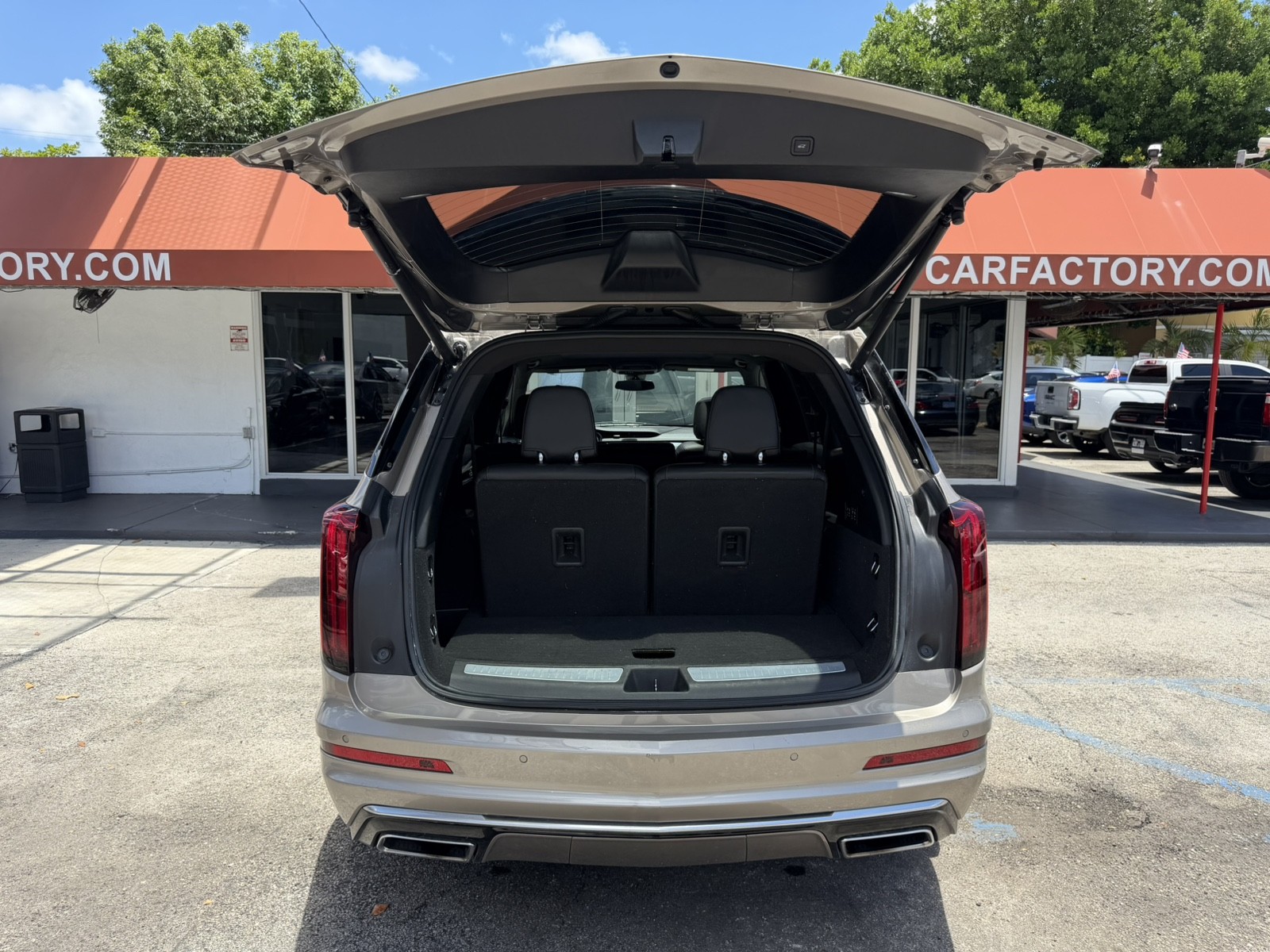 2022 Cadillac XT6 - $25,988