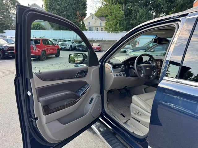 2018 Chevrolet Suburban LT 33