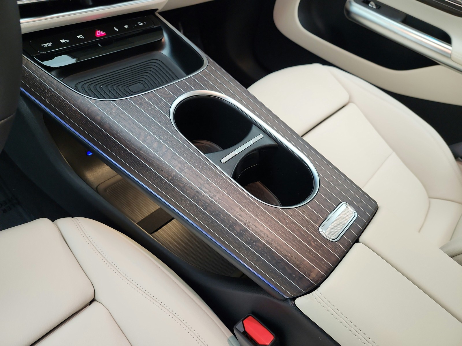 New 2027 Polar White Mercedes-Benz CLA 250+ Electric RWD image 10
