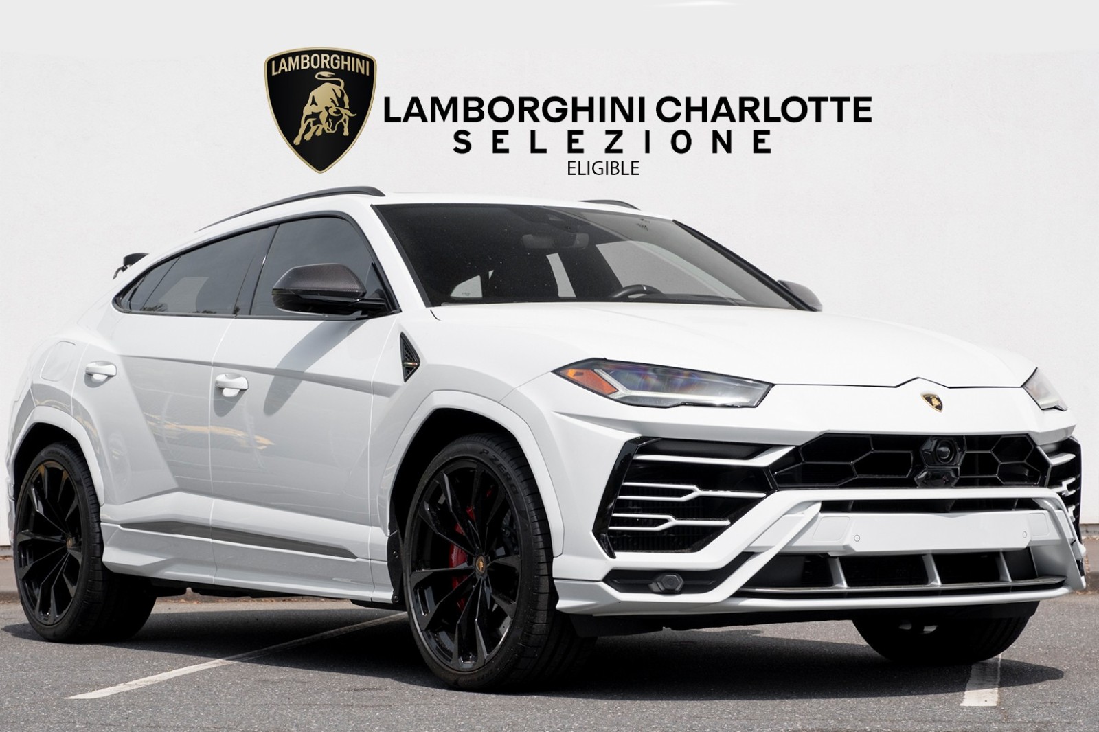 /2022 Lamborghini Urus