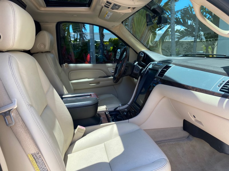 2007 Cadillac Escalade ESV SUNROOF AWD LOW MILES 47,118 in , 