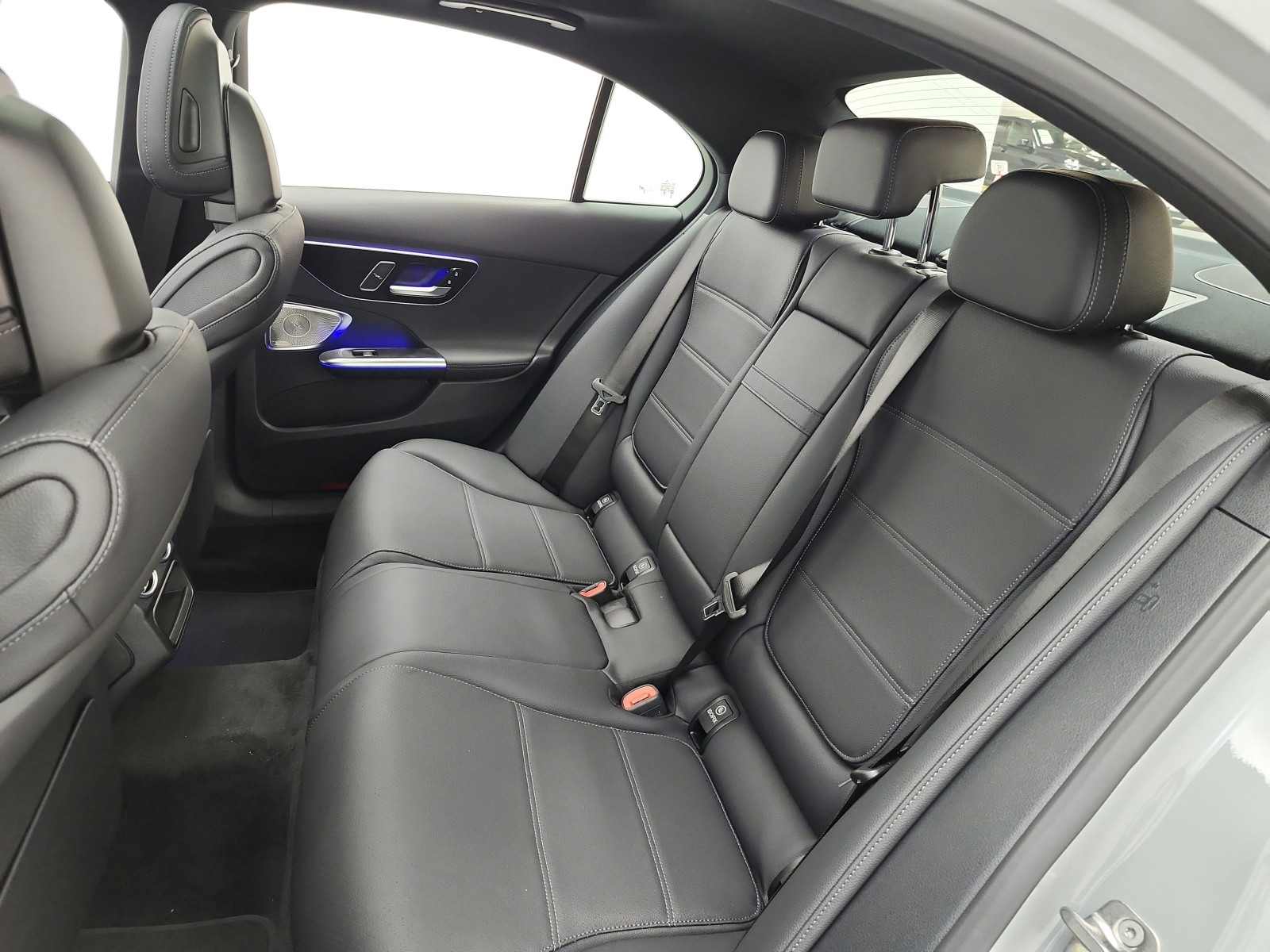 New 2026 MANUFAKTUR Alpine Grey Mercedes-Benz C 300 Sedan image 11