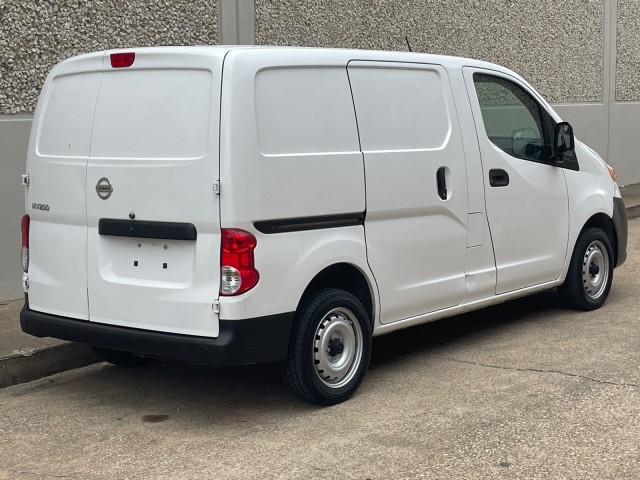 2017 Nissan NV200 Compact Cargo S 6