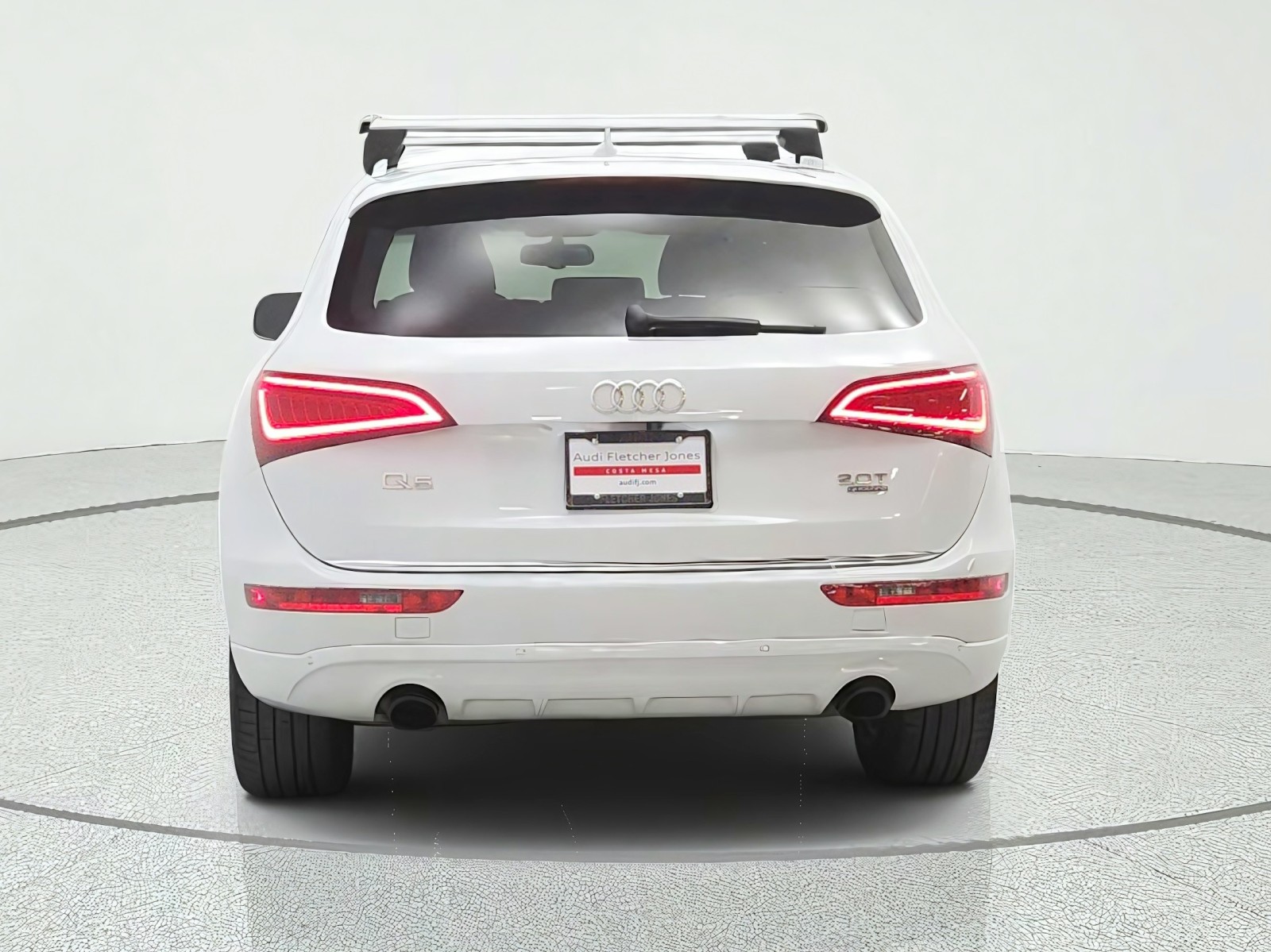Used 2016 Glacier White Metallic Audi quattro 4dr 2.0T Premium Plus image 6