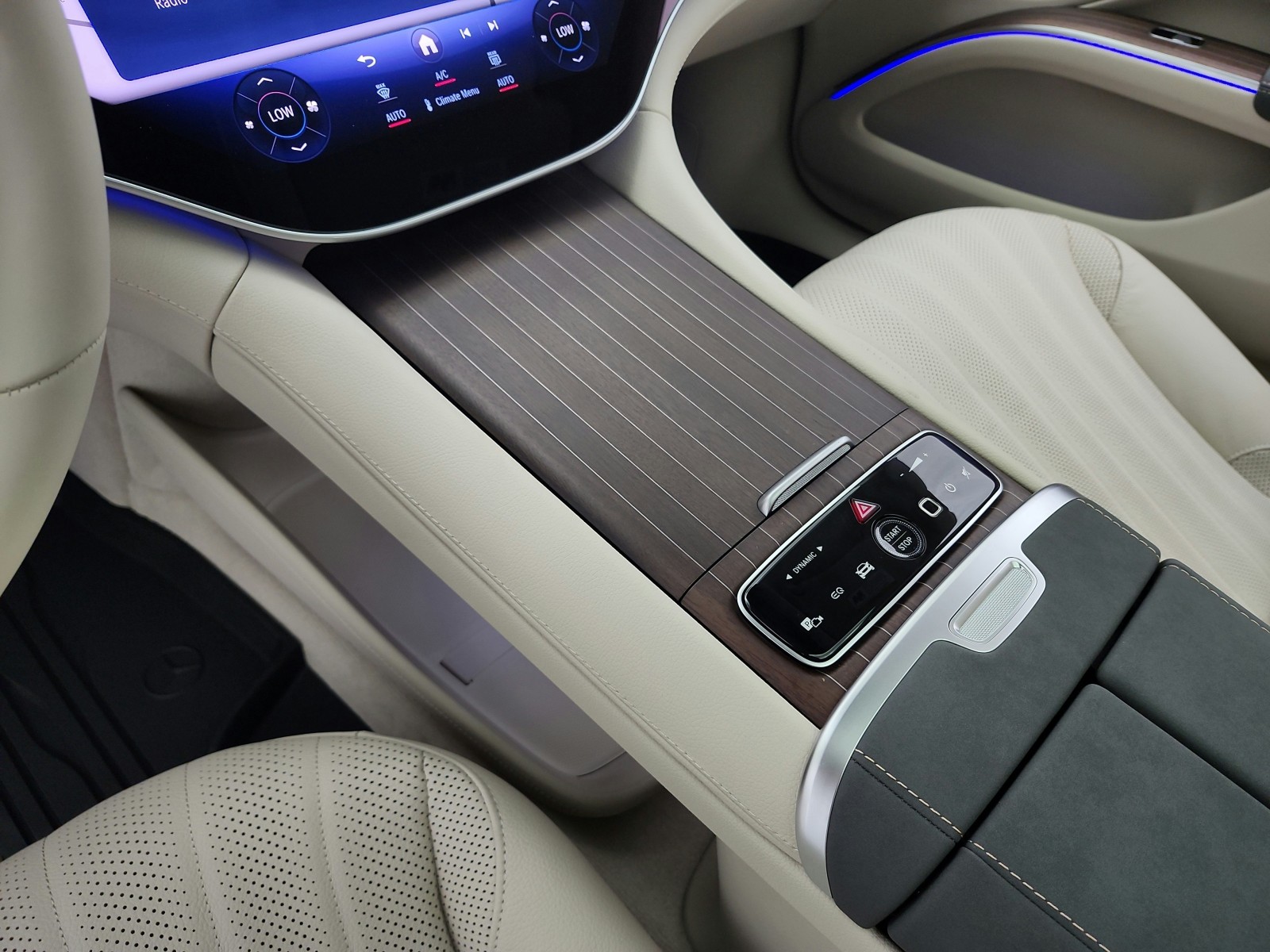 New 2026 Cirrus Silver Metallic Mercedes-Benz EQS 450 image 9