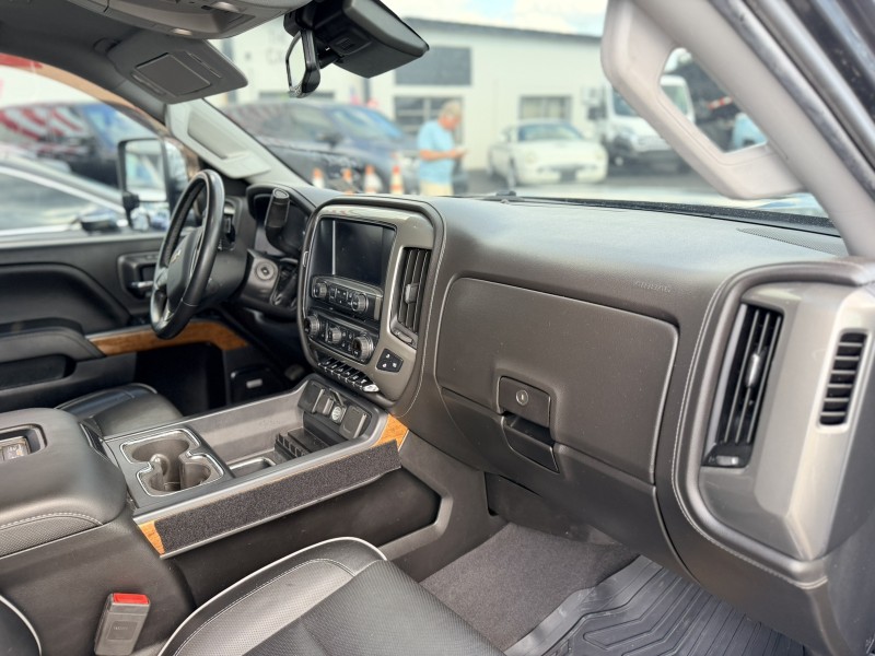 2019 Chevrolet Silverado 3500 4x4 Snatch Truck High Country in , 