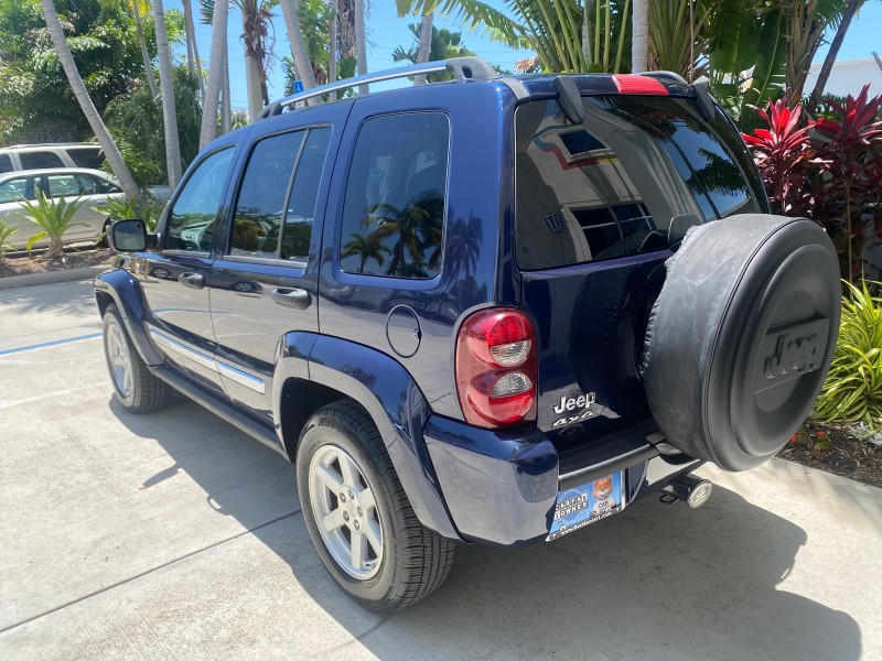 2006 Jeep Liberty 4WD Limited LOW MILES 75,410 in , 