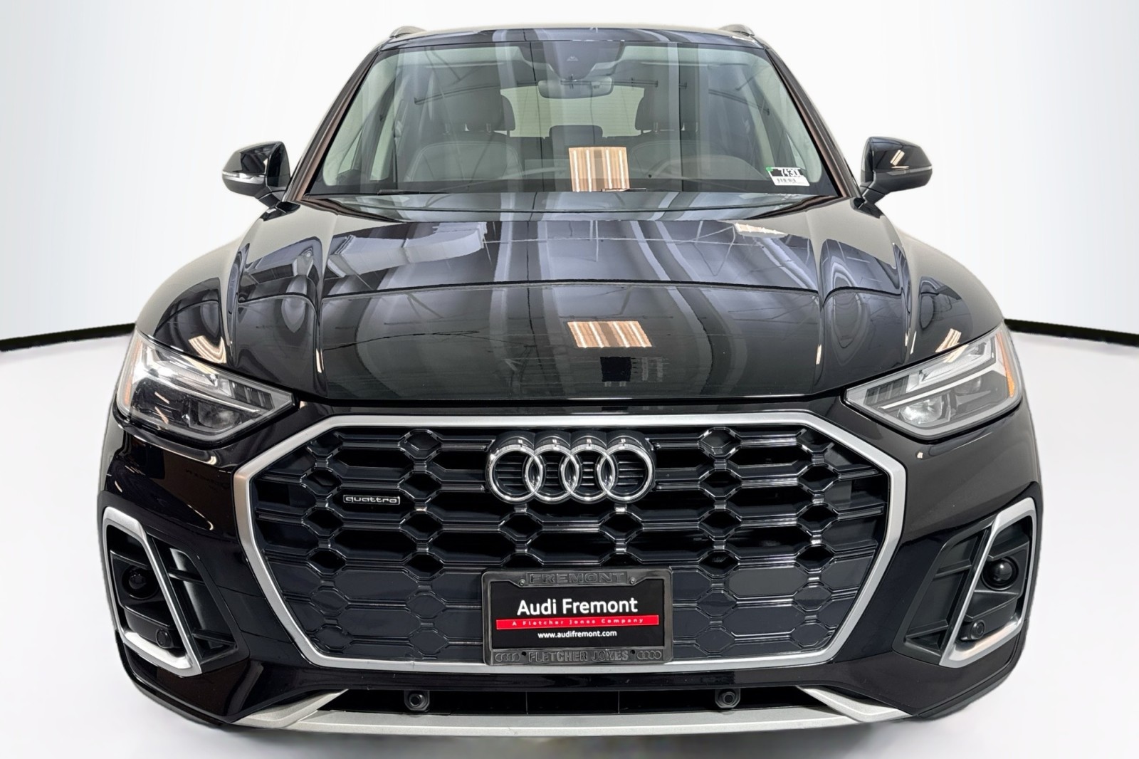 Used 2022 MYTHOS BLACK Audi S line Premium image 2