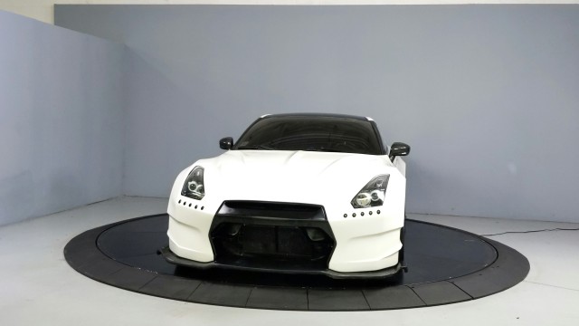 2013 Nissan GT-R Premium 2