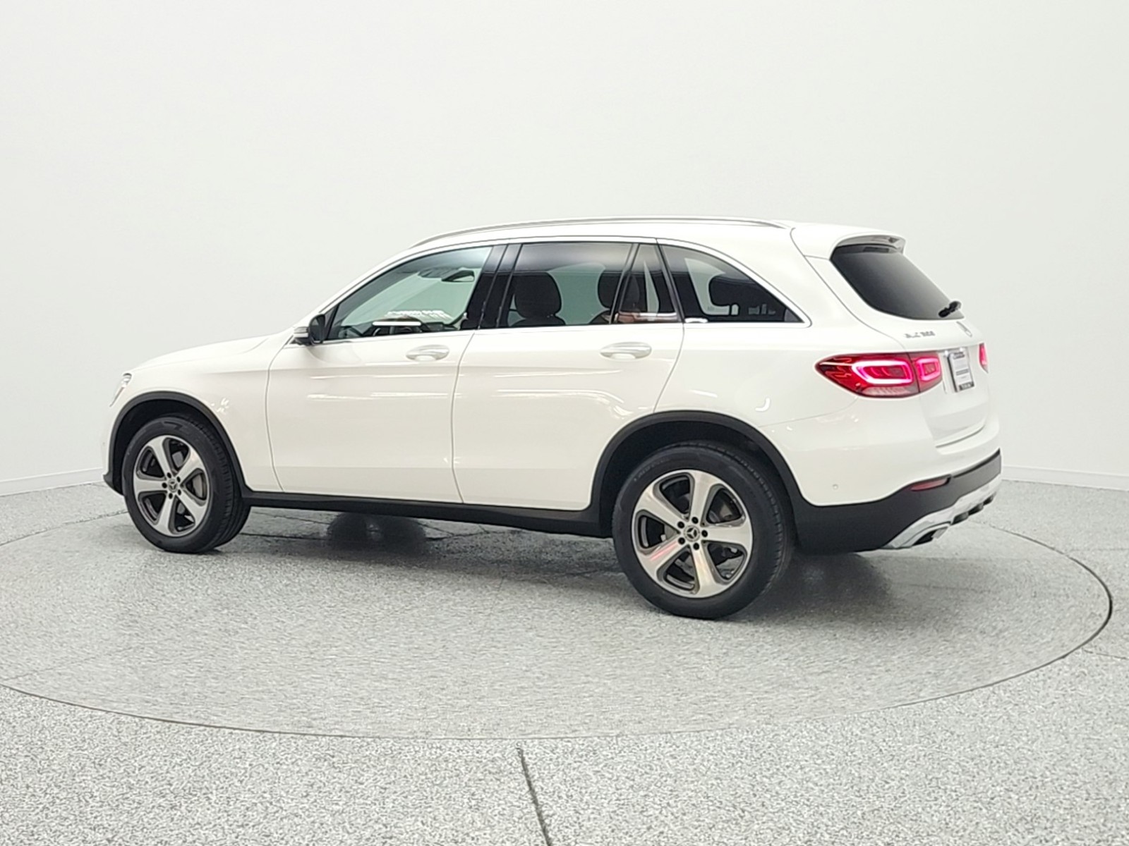 Used 2022 Polar White Mercedes-Benz GLC 300 SUV image 8