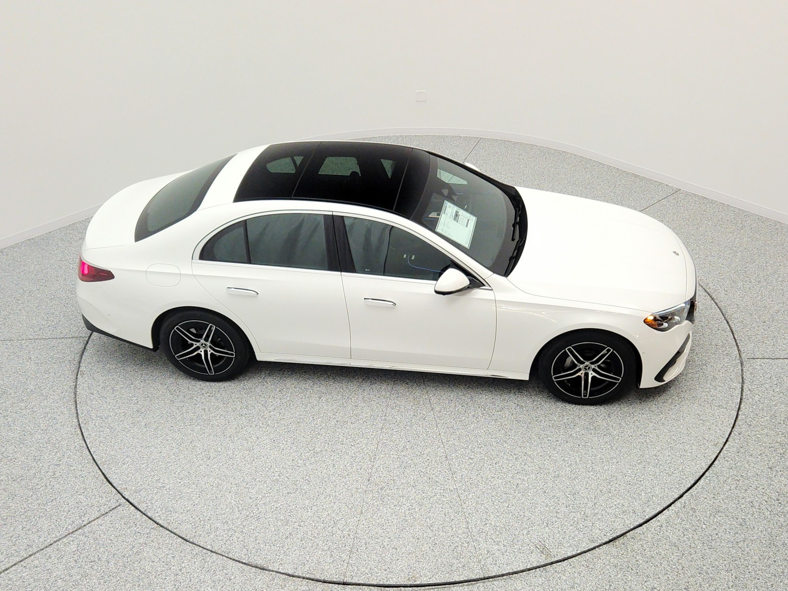 New 2026 Polar White Mercedes-Benz E 350 RWD Sedan image 19