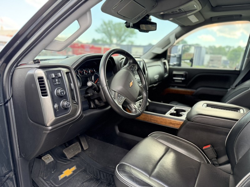 2019 Chevrolet Silverado 3500 4x4 Snatch Truck High Country in , 