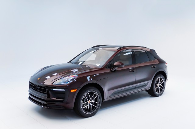 2024  Macan  in , 