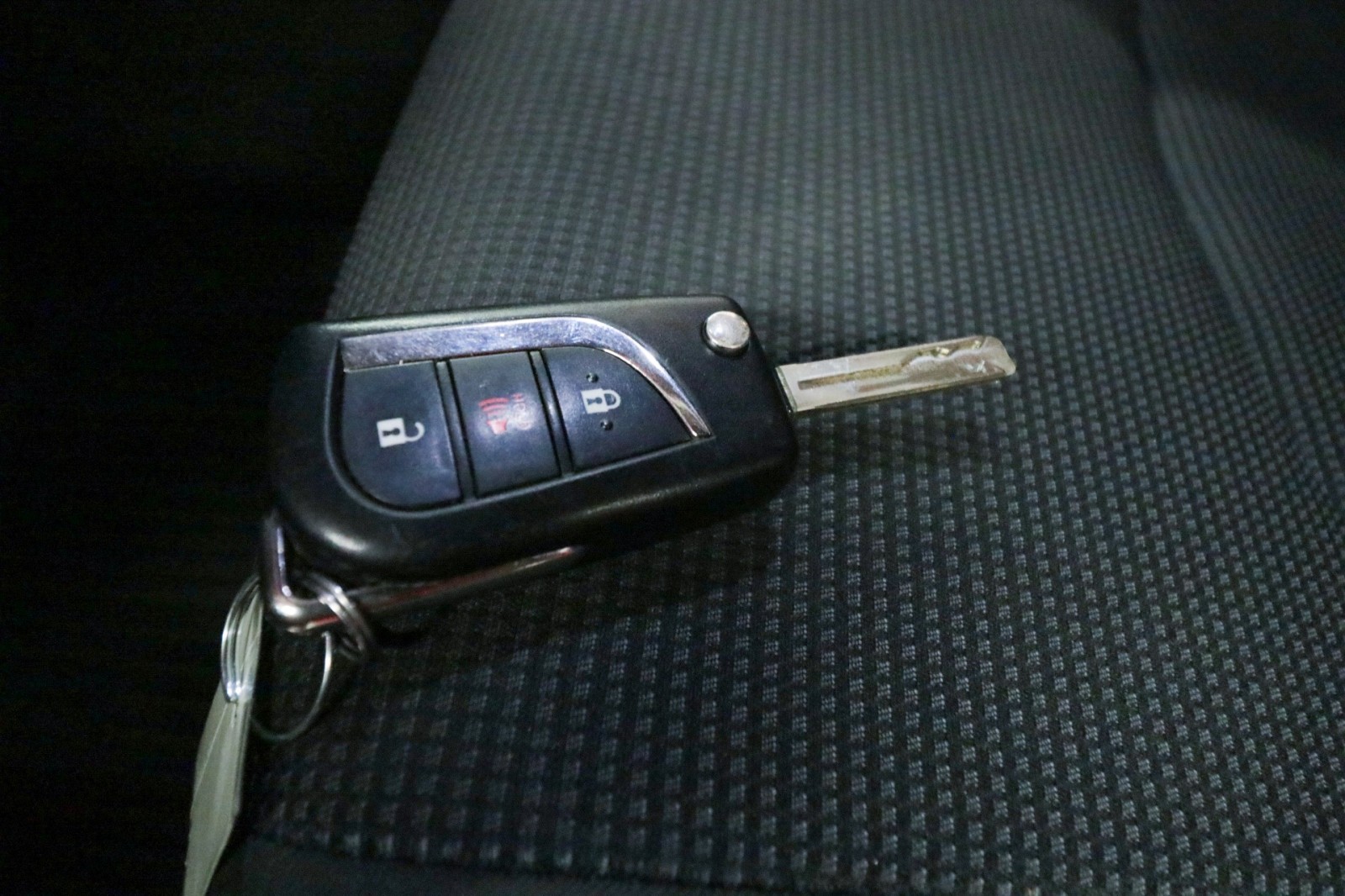 Used Car 2022 Toyota Rav4  Le For Sale Under $30,000 In Austin, Texas