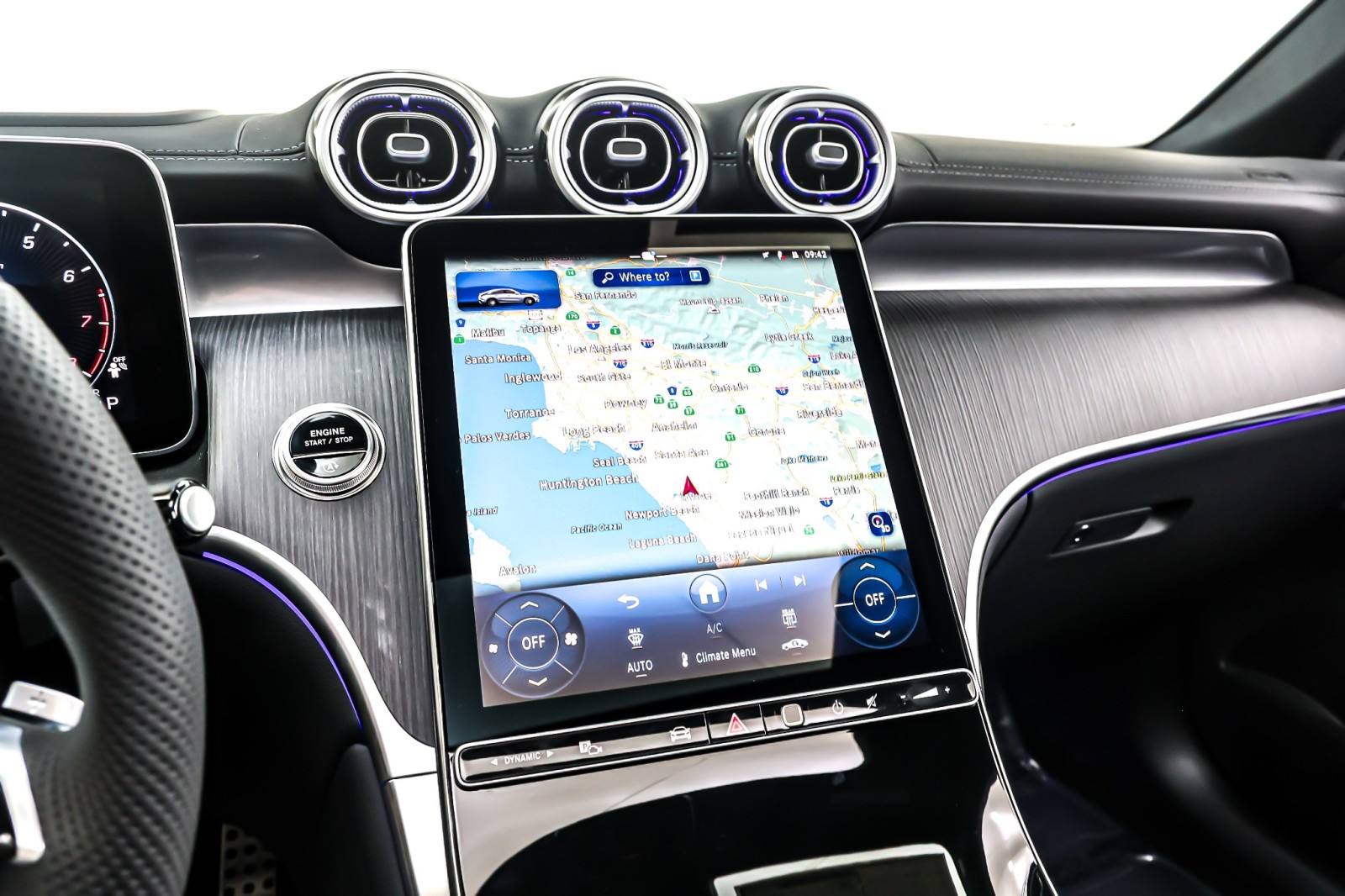 New 2026 MANUFAKTUR Alpine Grey Mercedes-Benz GLC 300 image 6