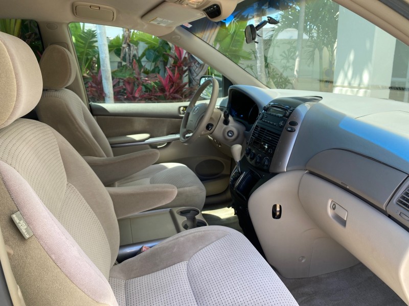 2006 Toyota Sienna VAN LE LOW MILES 78,653 in , 