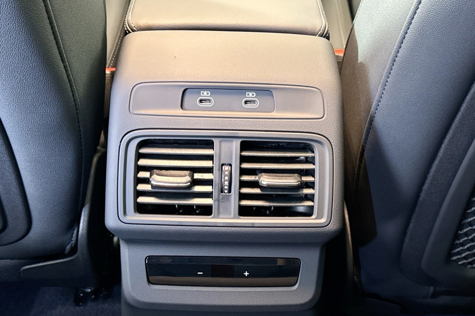 New 2025 Mythos Black Metallic Audi Premium Plus 2.0 TFSI quattro image 22