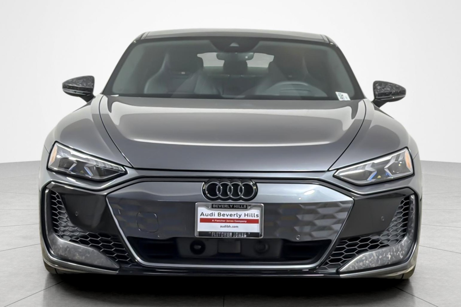 Certified Used 2025 Daytona Gray Pearl Effect Audi performance quattro image 8