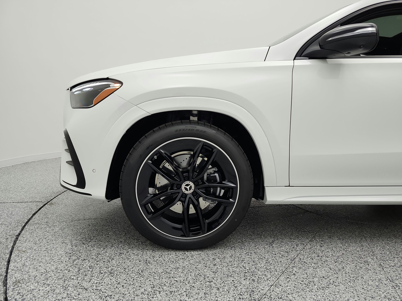 New 2026 Polar White Mercedes-Benz GLE 450 4MATIC® Coupe image 13