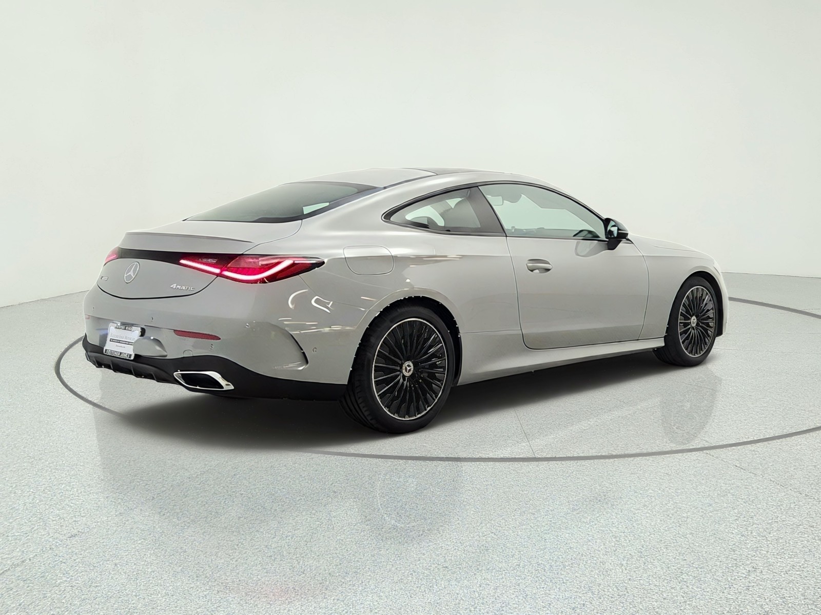 New 2027 MANUFAKTUR Alpine Grey Metallic Mercedes-Benz CLE 300 4MATIC® Coupe image 5
