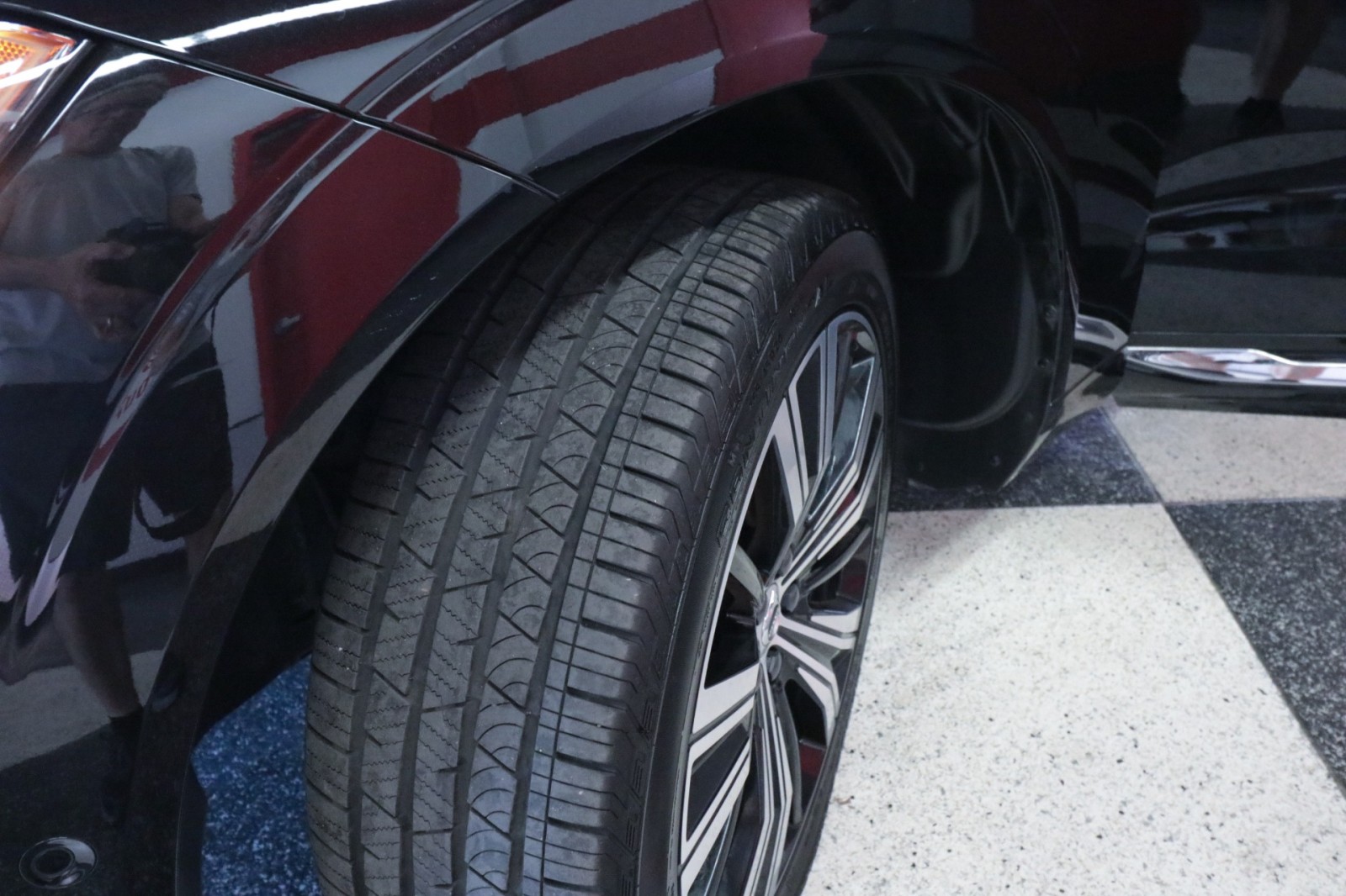 Used Car 2023 Volvo Xc60  Plus Bright Theme For Sale Under $40,000 In Austin, Texas