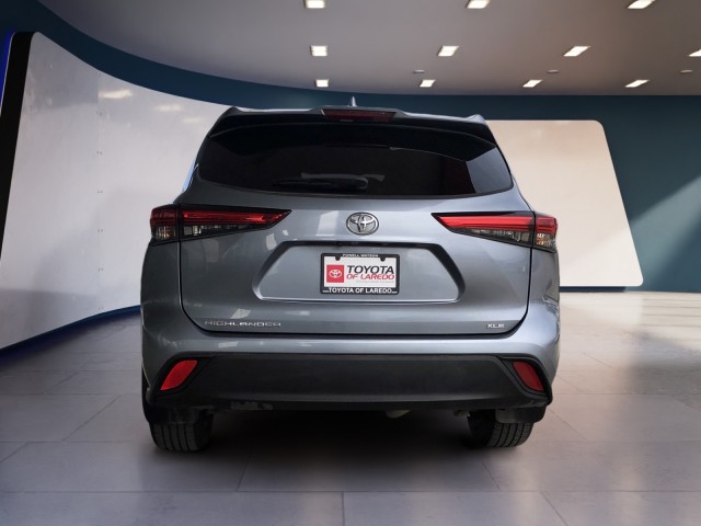 2022 Toyota Highlander XLE 4