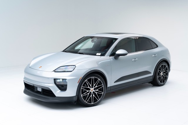 2024  Macan 4 Electric in , 