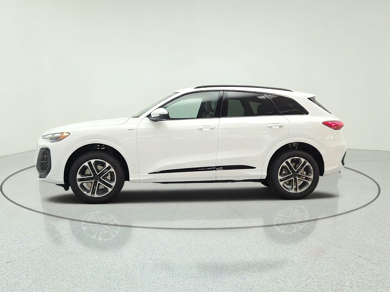 New 2026 Arkona White Audi Premium 2.0 TFSI quattro image 8