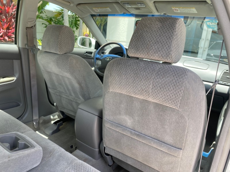 2003 Toyota Camry LE LOW MILES 61,005 in , 