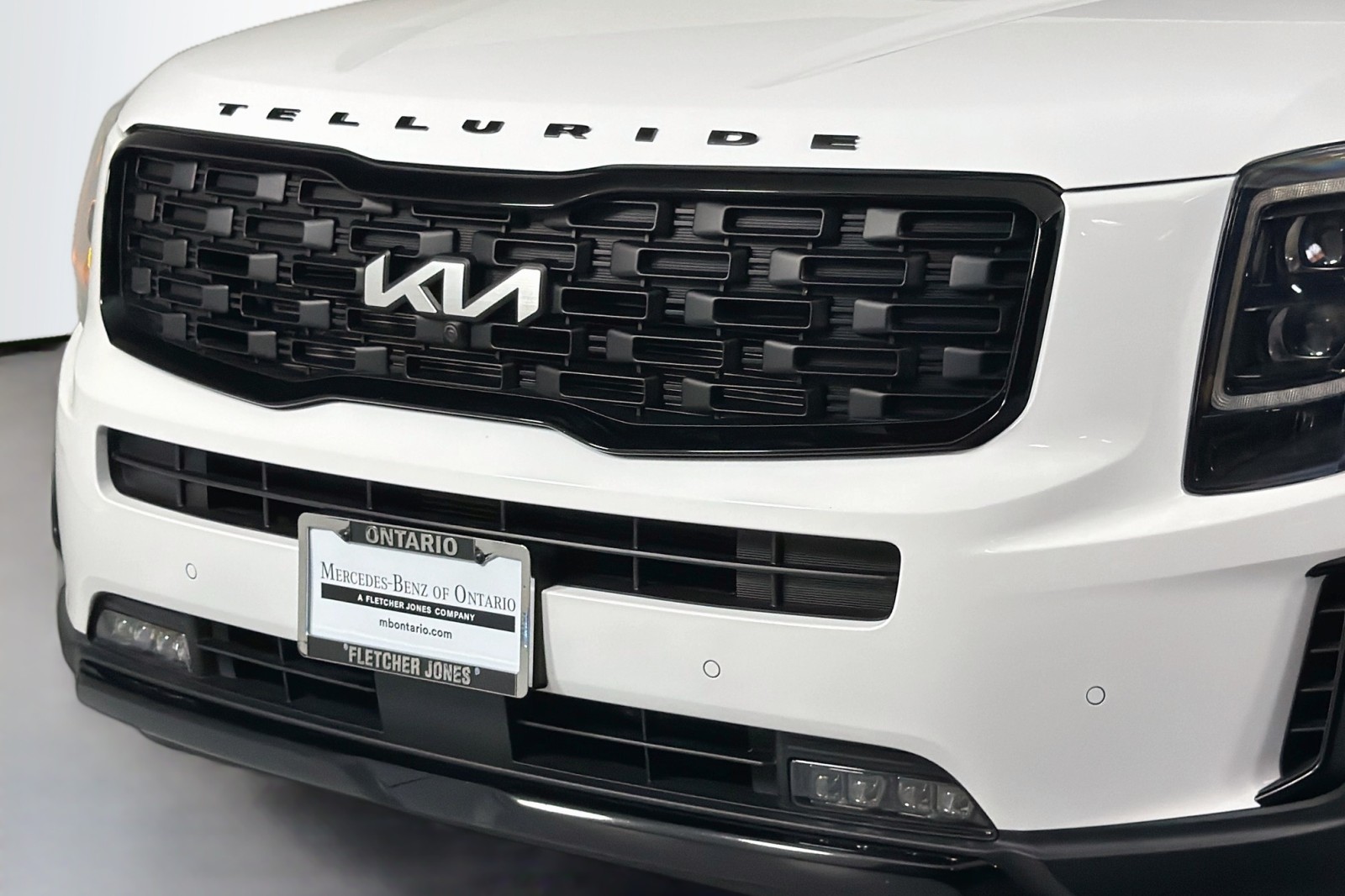 Used 2022 Glacial White Pearl Kia SX image 14