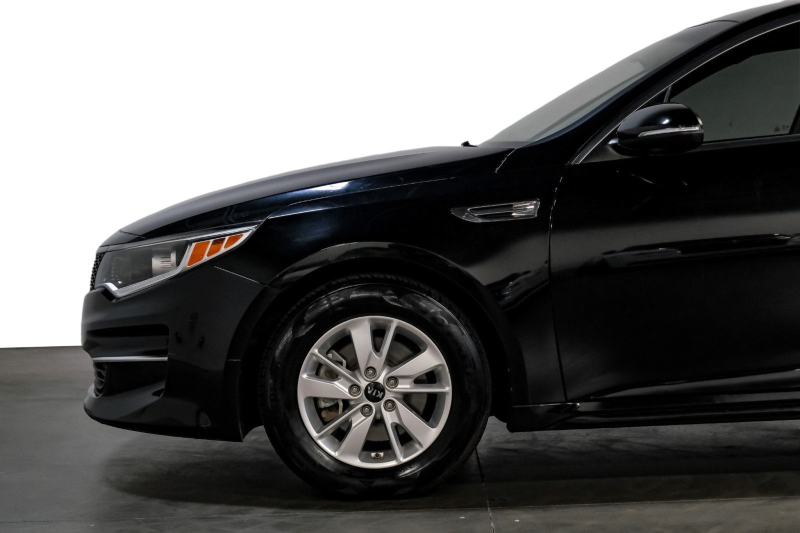 2018 Kia Optima LX Auto 9