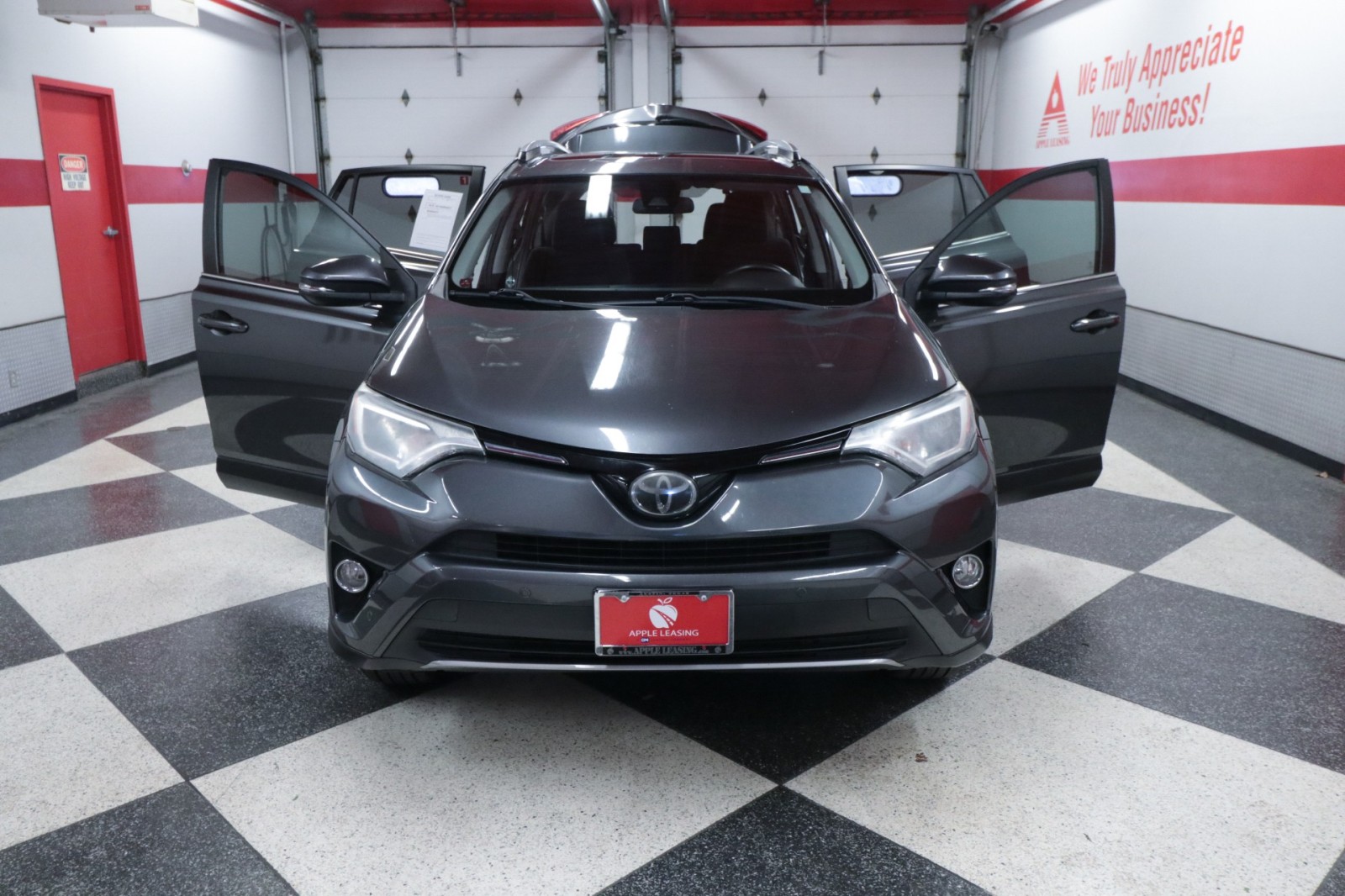Used Car 2018 Toyota Rav4  Xle For Sale Under $20,000 In Austin, Texas
