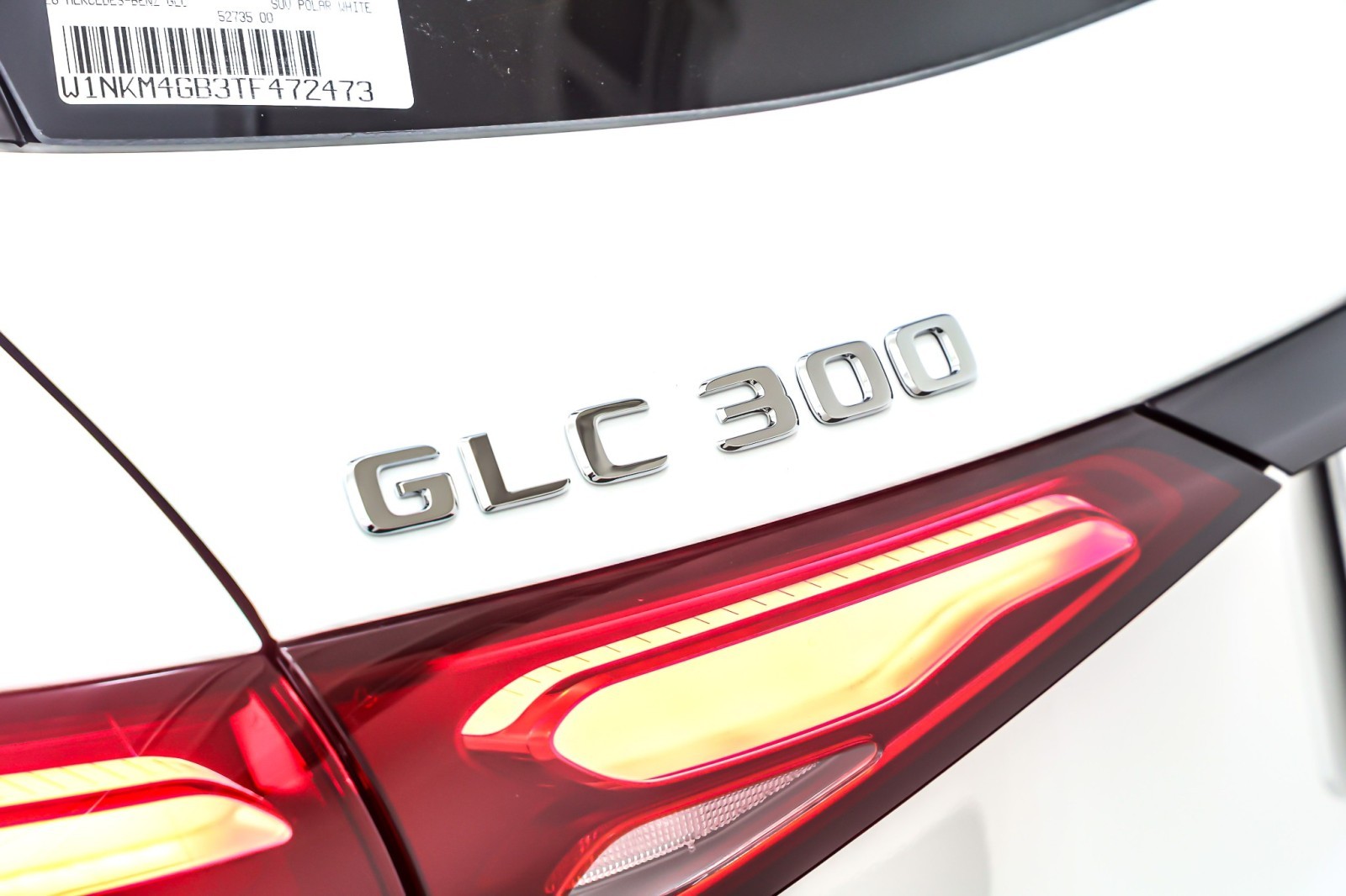 New 2026 Polar White Mercedes-Benz GLC 300 image 9