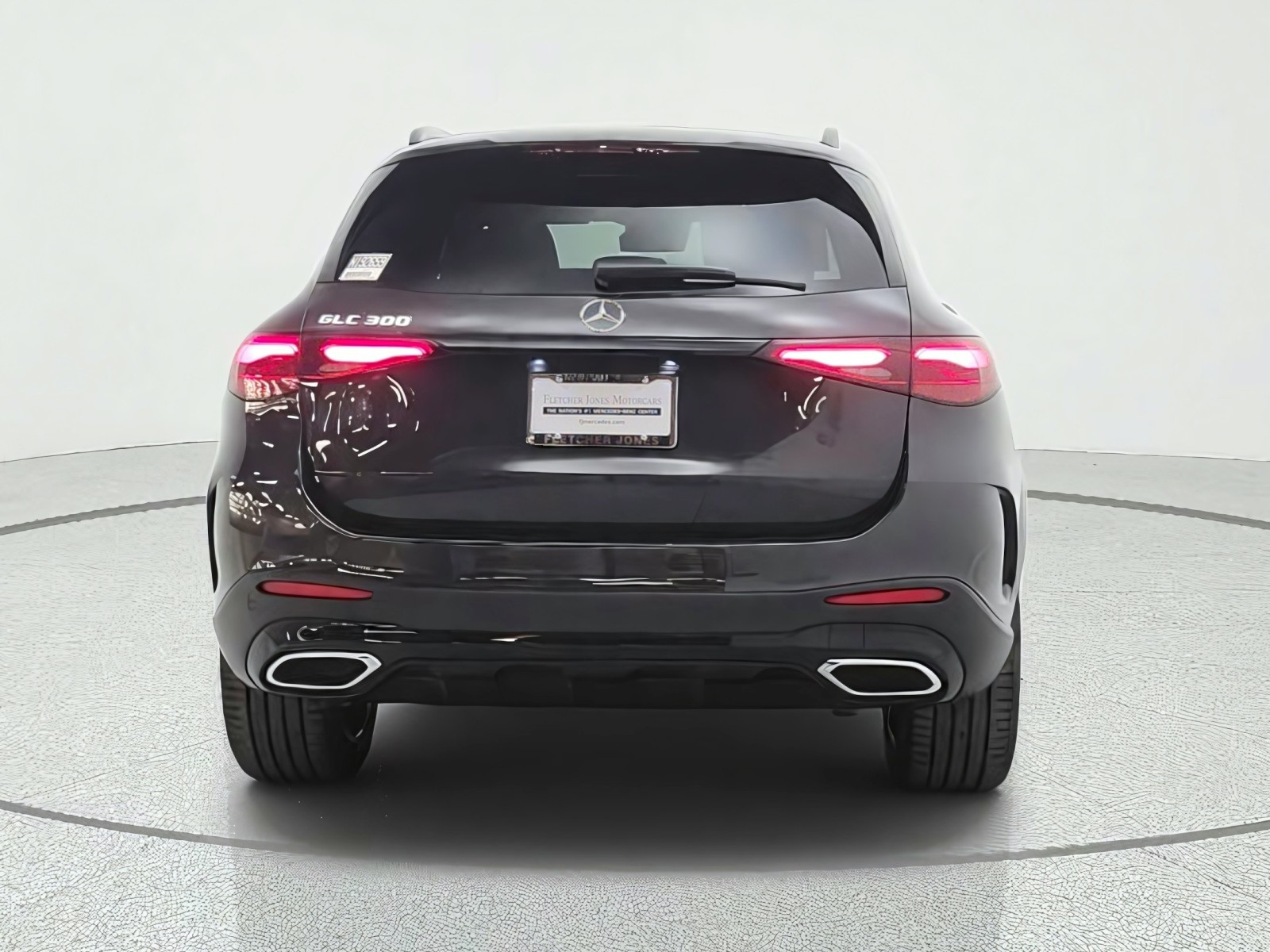 New 2027 Graphite Grey Metallic Mercedes-Benz GLC 300 SUV image 6