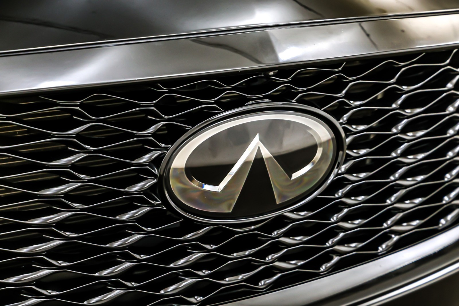 Used 2023 Black Obsidian INFINITI SPORT FWD image 14