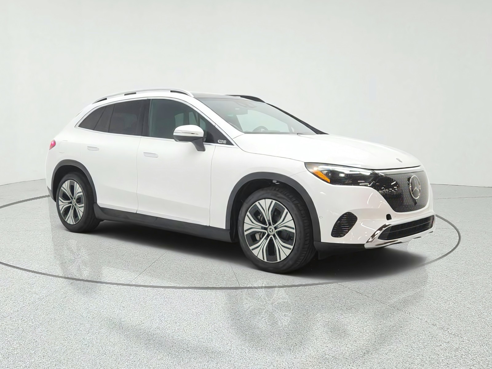 New 2027 Polar White Mercedes-Benz EQE 320+ SUV image 3