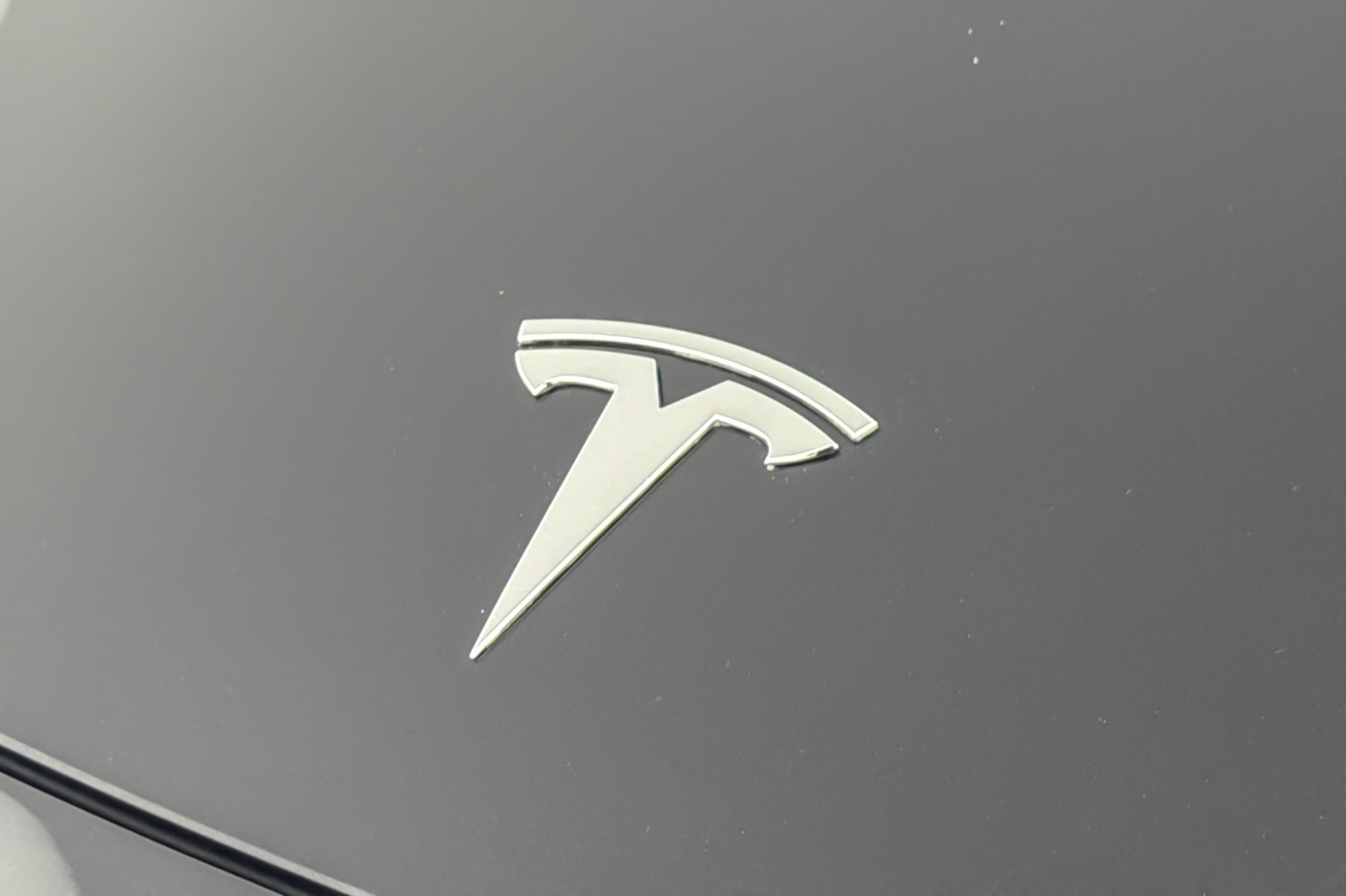 Used 2025 STEALTH GRAY Tesla Long Range AWD *Ltd Avail* image 26