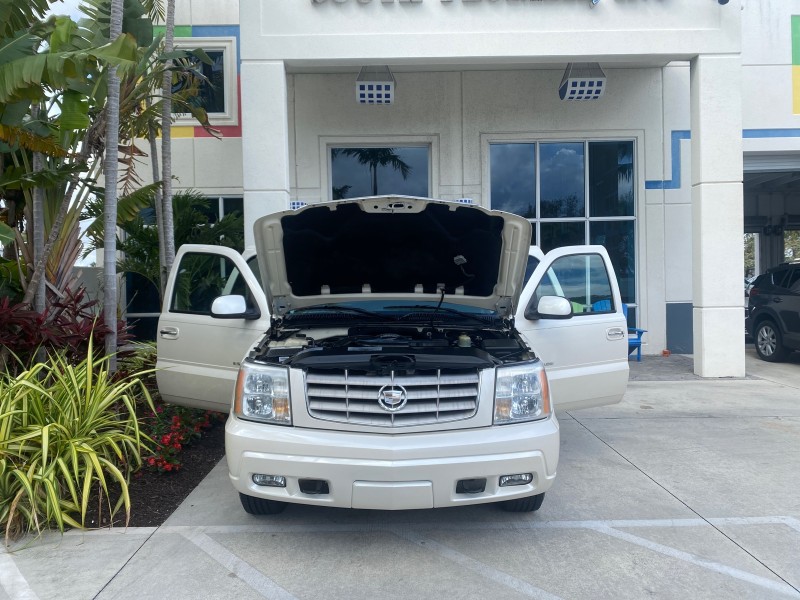 2002 Cadillac Escalade LOW  MILES 67,881 1 OWNER in , 