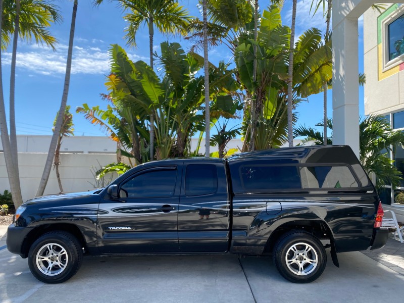 2007 Toyota Tacoma 4 DR CAMPER TOP LOW MILES 52,954 in , 