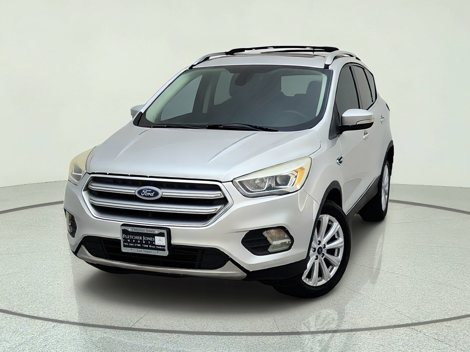 Used 2017 INGOT SILVER Ford Titanium image 2