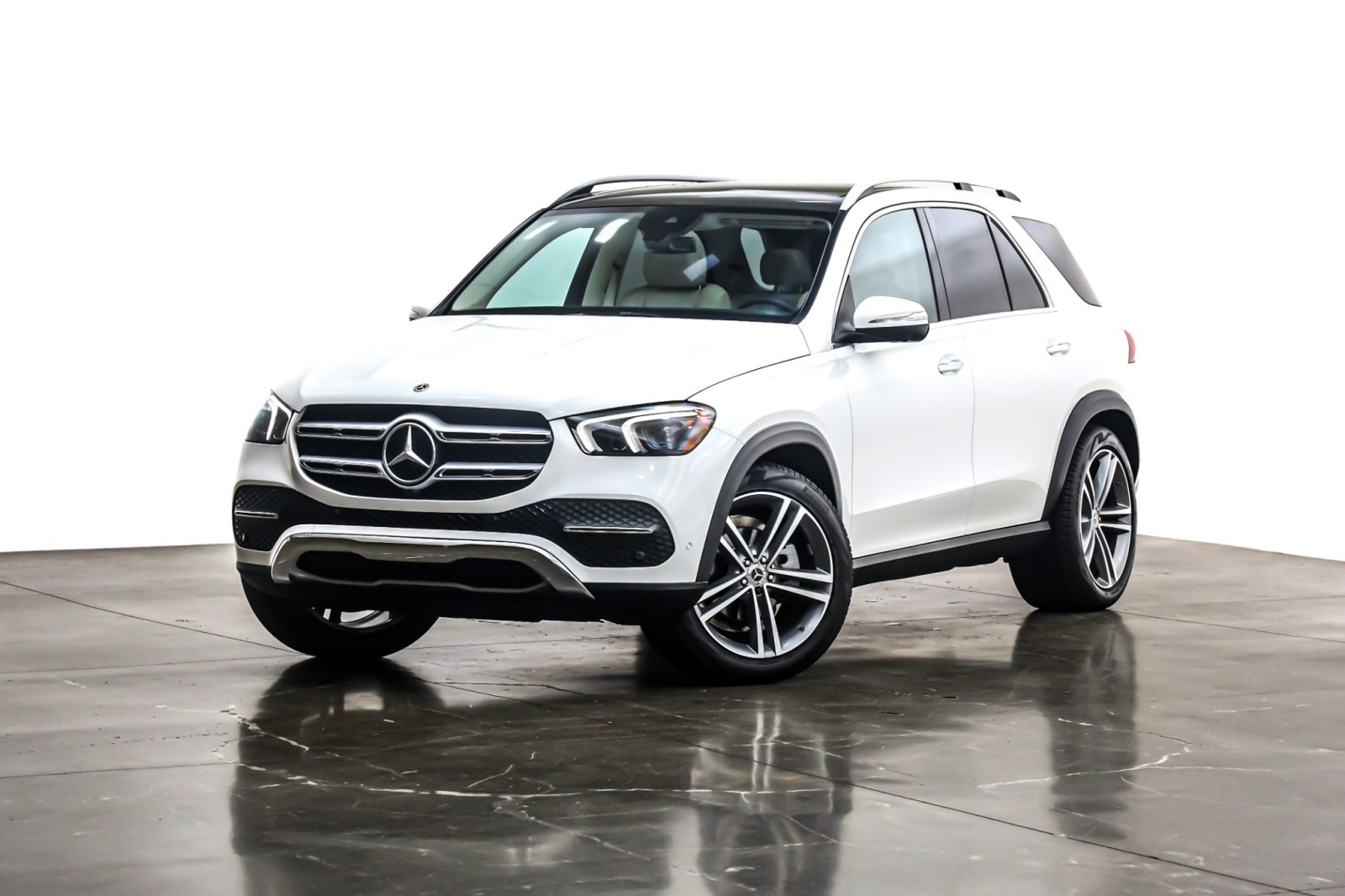 2022 Mercedes-Benz GLE GLE350's photo
