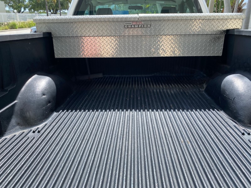 2005 Ford F-150 PU STX LOW MILES 18,931 in , 