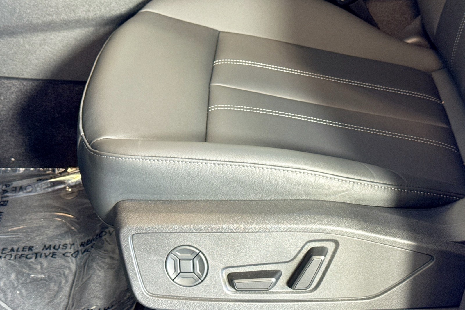 New 2025 Arkona White Audi Premium 2.0 TFSI quattro image 16