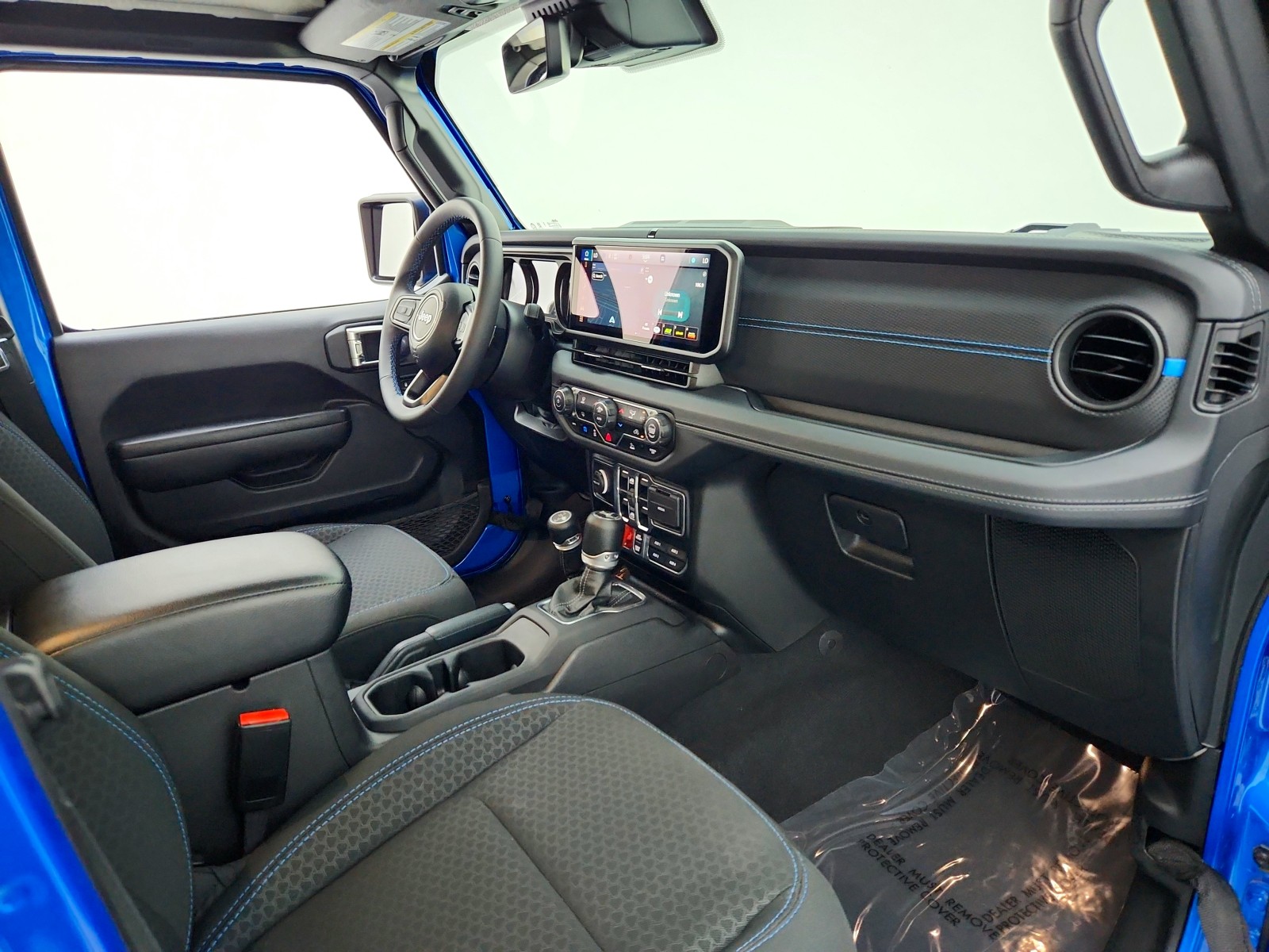 Used 2024 Hydro Blue Pearlcoat Jeep Rubicon image 27