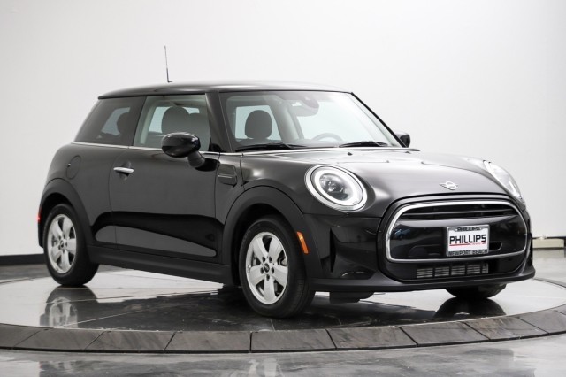 2024 MINI Hardtop 2 Door Cooper 7