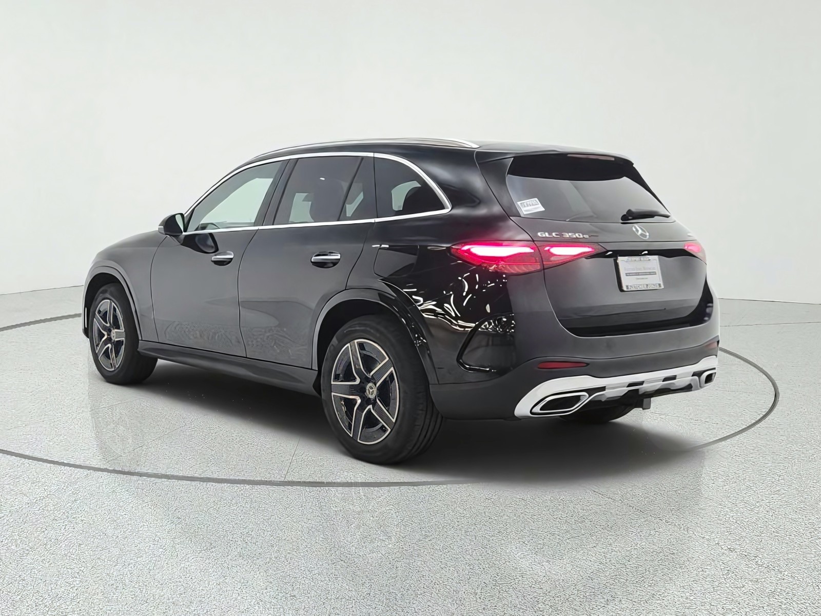 New 2027 Black Mercedes-Benz GLC 350e 4MATIC® SUV image 7