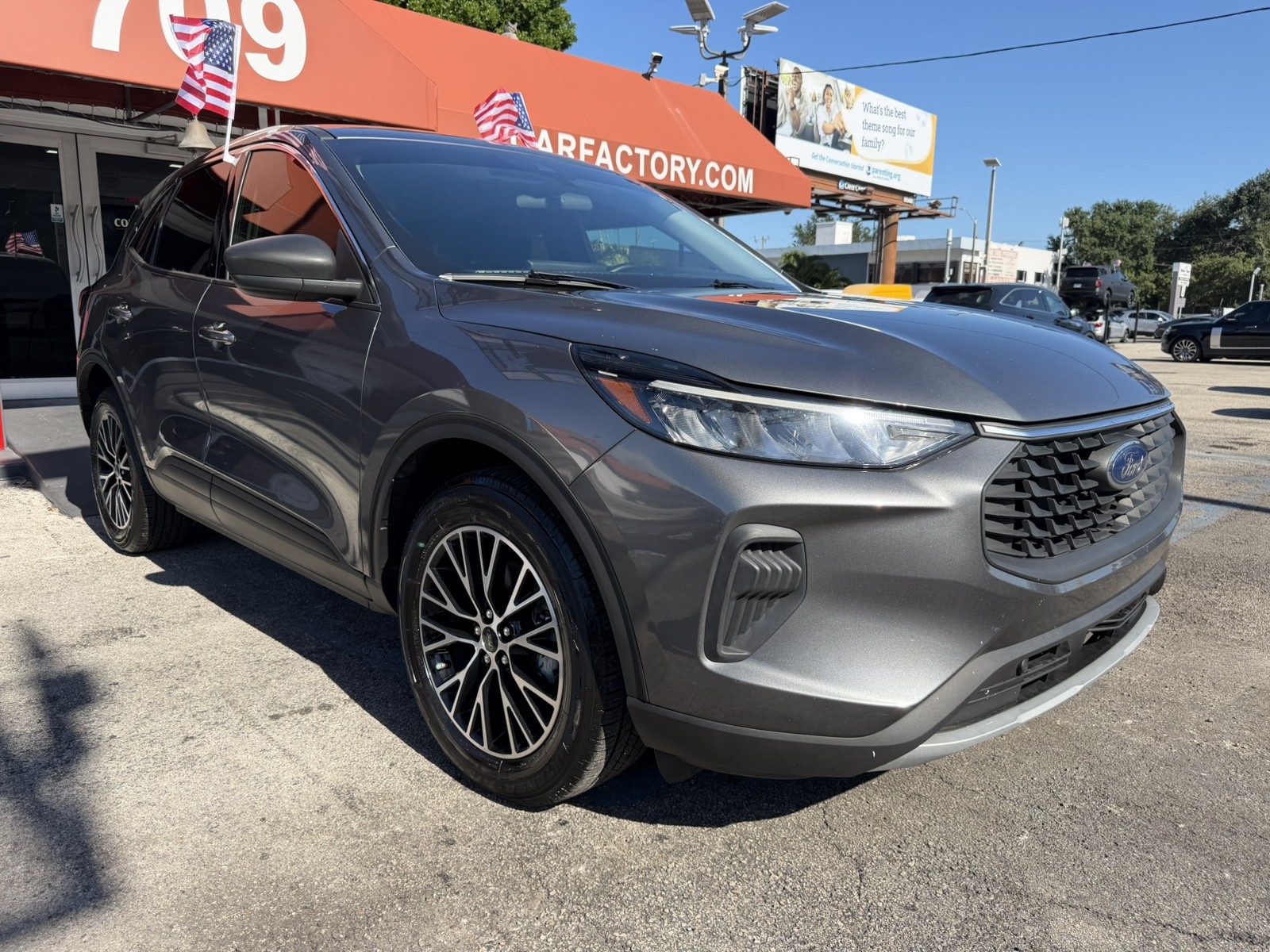 2023 Ford Escape - $16,988