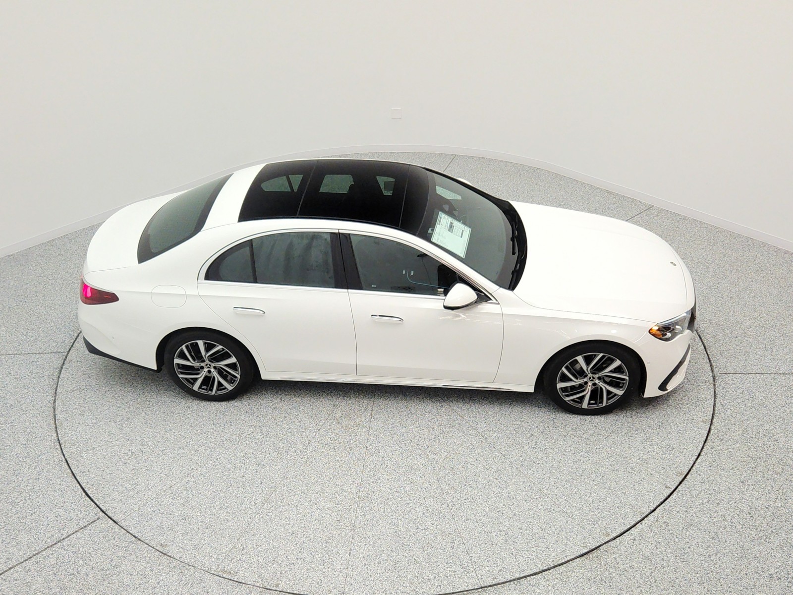 New 2026 Polar White Mercedes-Benz E 350 RWD Sedan image 19